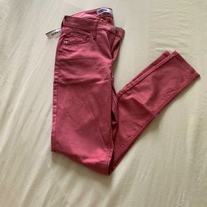 NWT Old Navy Rockstar Skinny Jeans